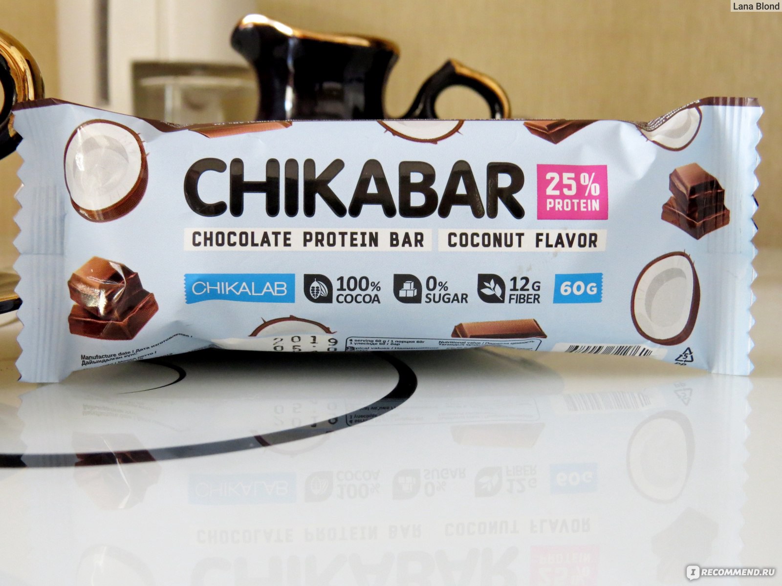 Протеиновый батончик Bombbar ChikaBar Coconut, Кокос в глазури с ...