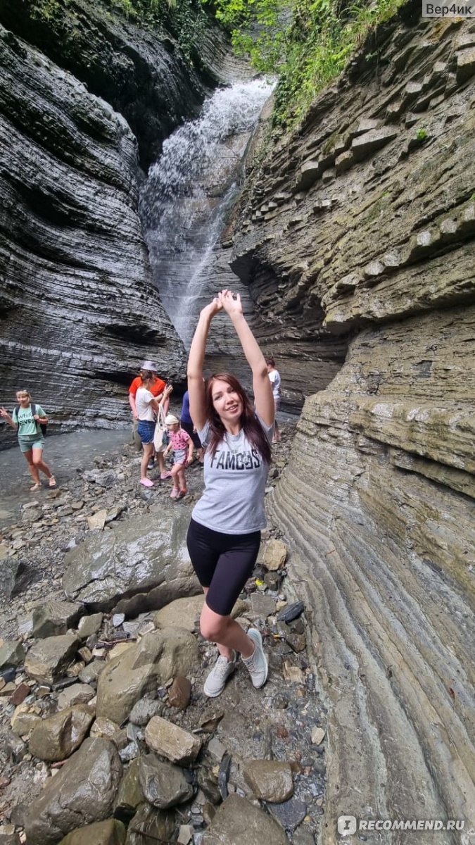 Экскурсия на водопады в долину реки Аше, джиппинг (пос.Лазаревское, Сочи). фото
