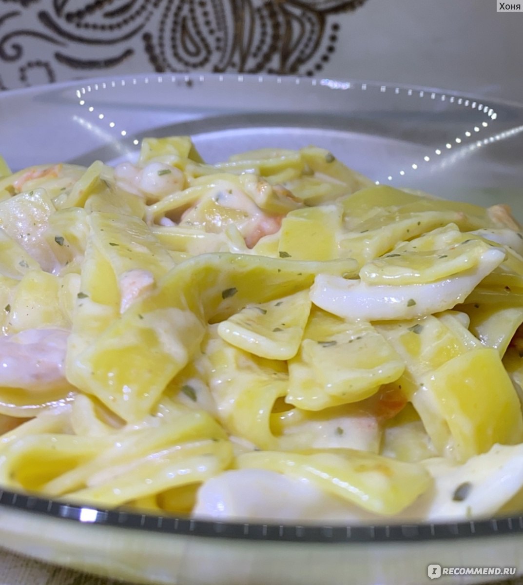 Готовые блюда АПХ "МИРАТОРГ" Феттучини с морепродуктами в соусе ...