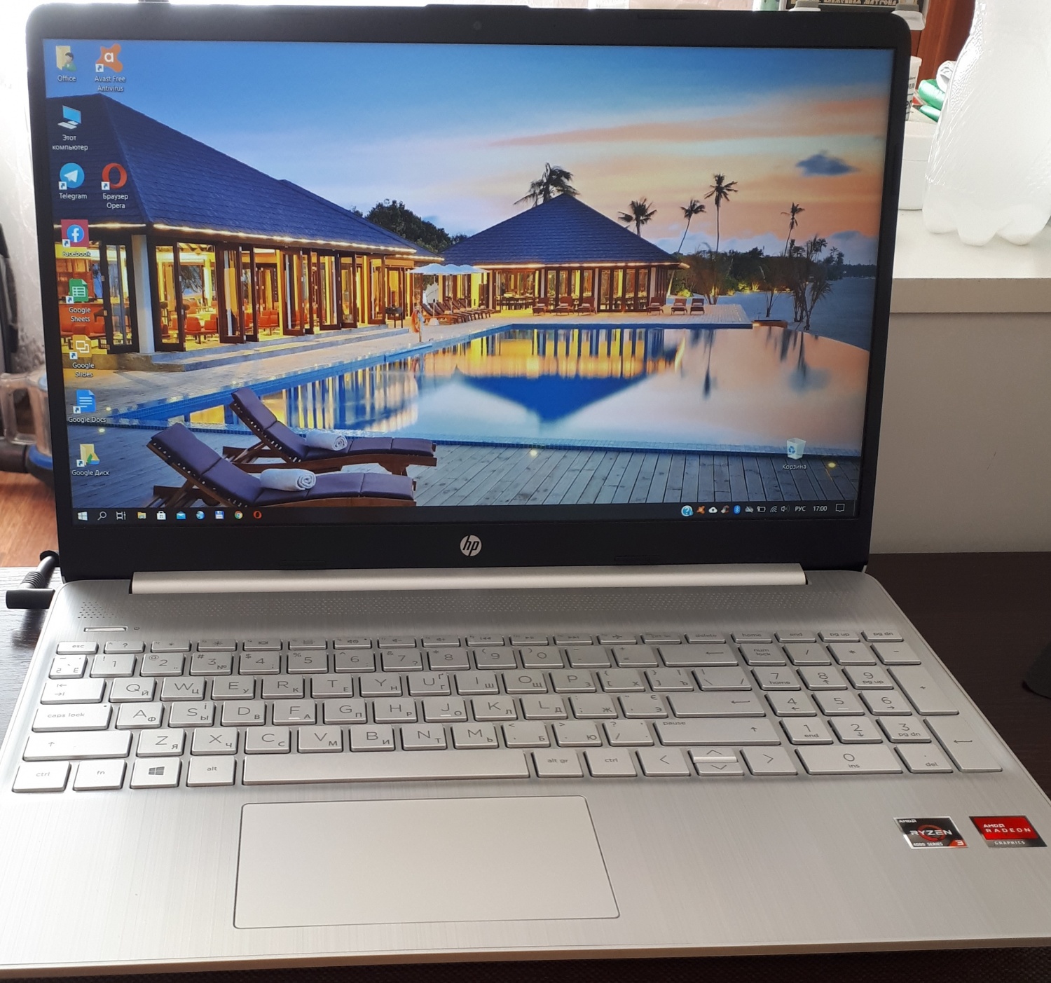 Ноутбук HP Laptop 15s-eq1009ua | отзывы