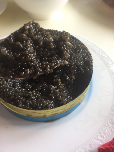 Икра Russian Caviar malossol Astrakhan фото